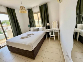 Eliza Suite at Pernera Beach